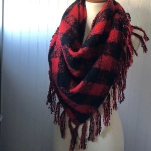 Collection Eighteen Holiday Plaid Scarf